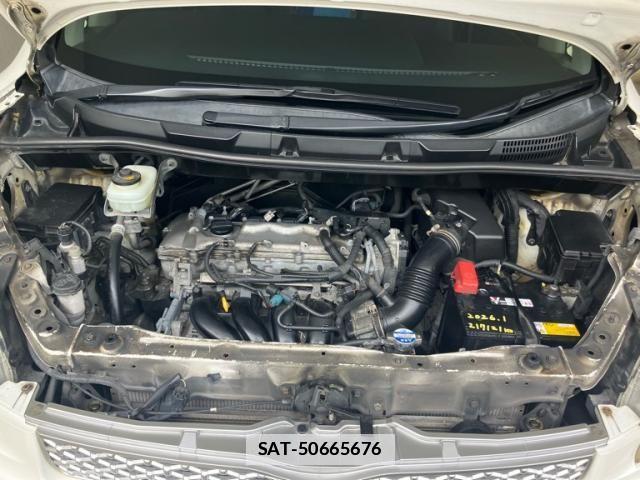 Toyota VOXY 2013-09 7880404-11