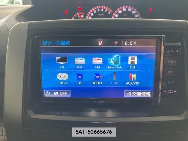 Toyota VOXY 2013-09 7880404-23