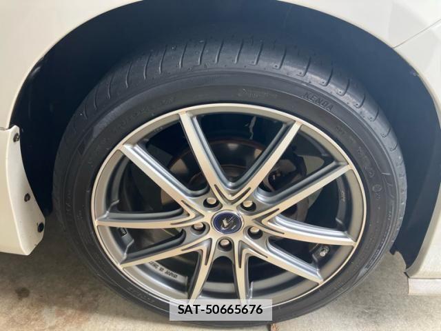 Toyota VOXY 2013-09 7880404-6