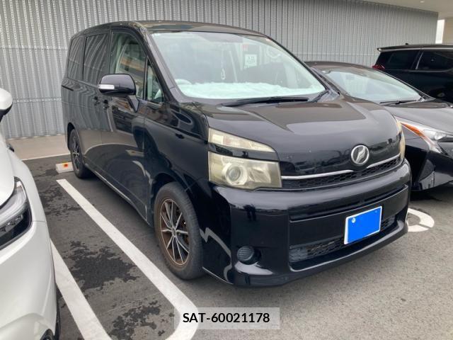 Toyota VOXY 2010-07 7880408-1