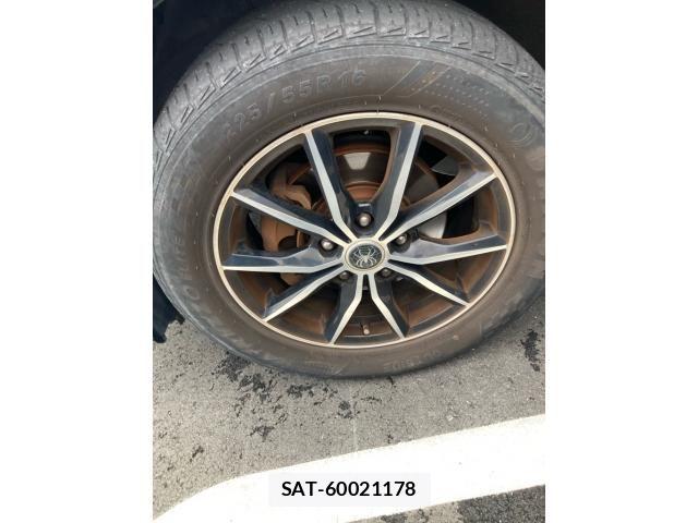 Toyota VOXY 2010-07 7880408-5