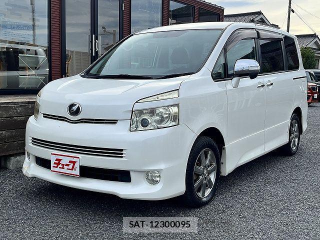 Toyota VOXY 2009-05 7903605-0