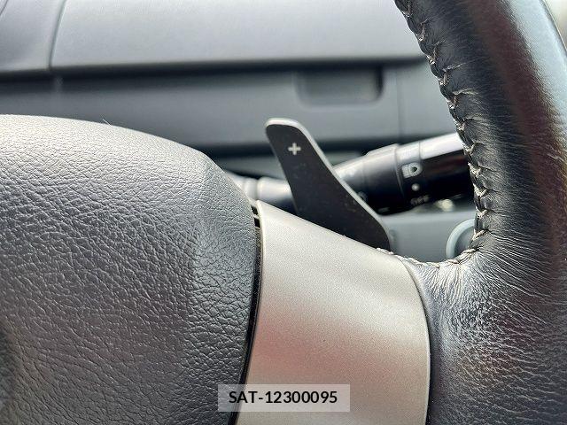 Toyota VOXY 2009-05 7903605-17