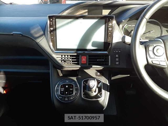Toyota VOXY 2015-04 7891127-9
