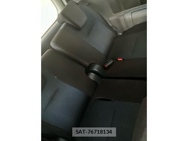 Toyota VOXY 2007-10 7903608-12