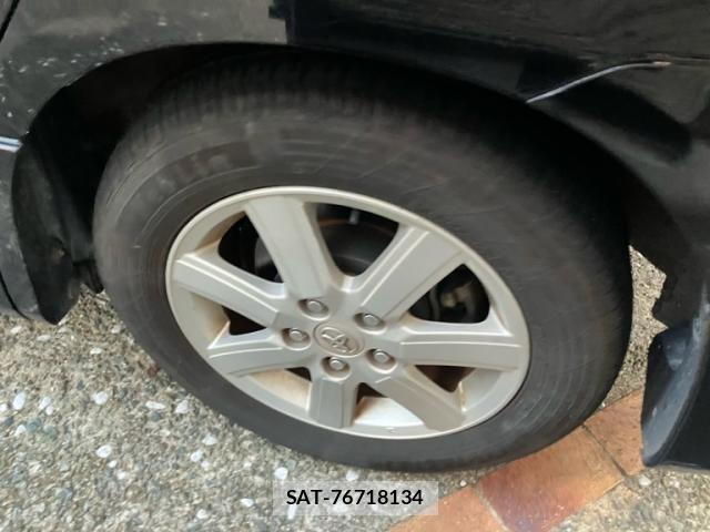 Toyota VOXY 2007-10 7903608-8