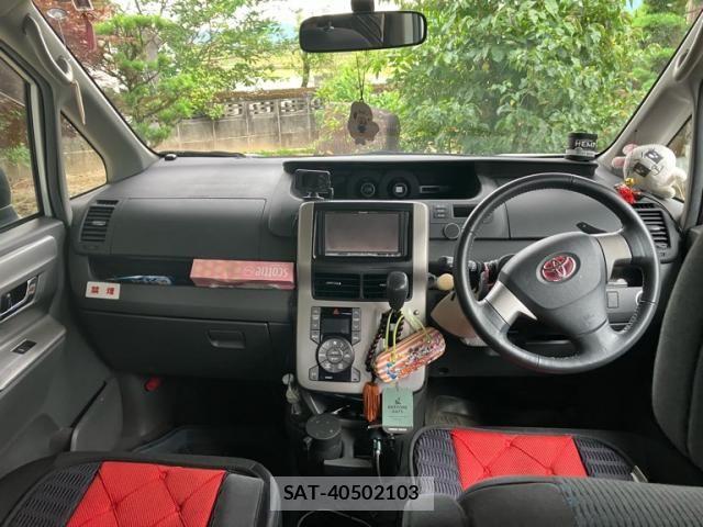 Toyota VOXY 2008-11 7903610-10