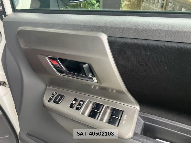 Toyota VOXY 2008-11 7903610-12