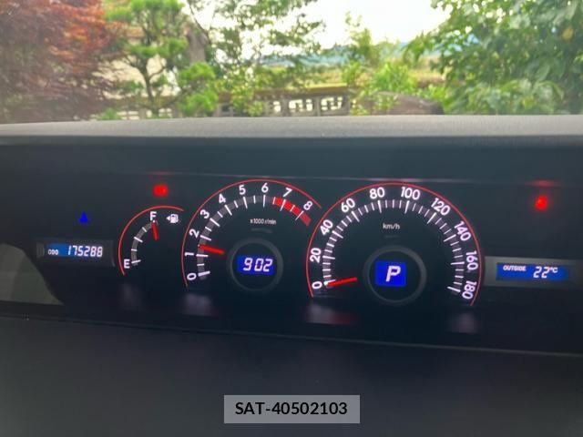 Toyota VOXY 2008-11 7903610-18