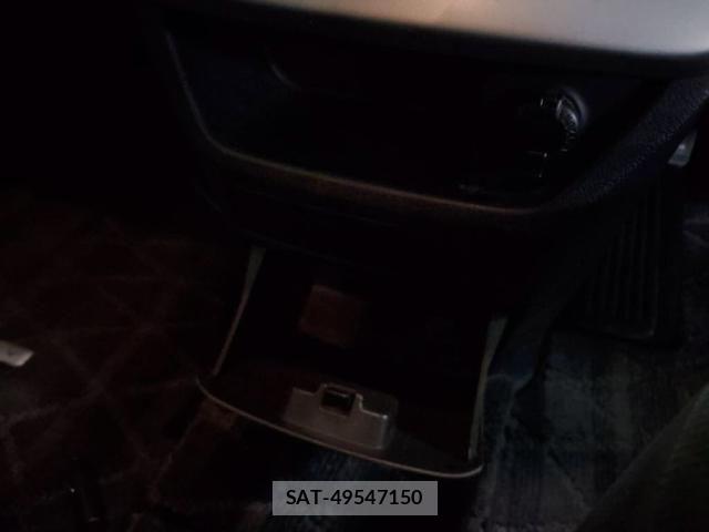 Toyota VOXY 2011-06 7903606-15