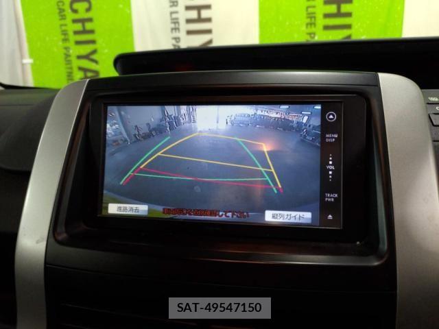 Toyota VOXY 2011-06 7903606-19