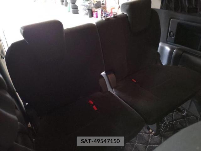 Toyota VOXY 2011-06 7903606-22