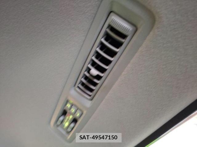 Toyota VOXY 2011-06 7903606-23