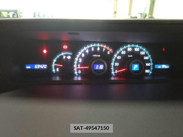Toyota VOXY 2011-06 7903606-28