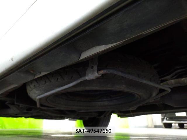 Toyota VOXY 2011-06 7903606-29