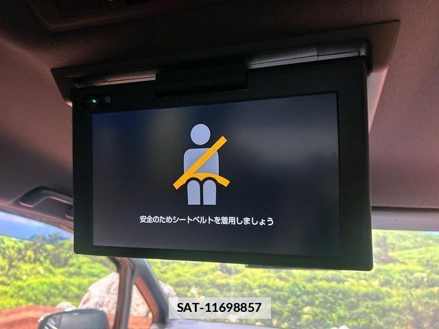 Toyota VOXY 2020-08 7903603-2