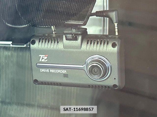 Toyota VOXY 2020-08 7903603-6