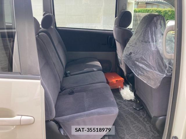 Toyota VOXY 2002-12 7903609-13