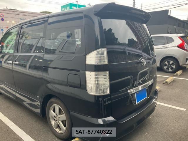 Toyota VOXY 2005-07 7903612-2