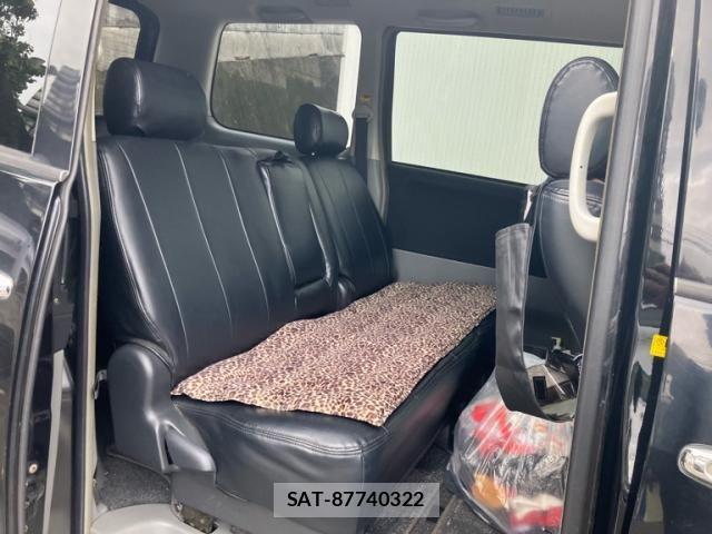Toyota VOXY 2005-07 7903612-7