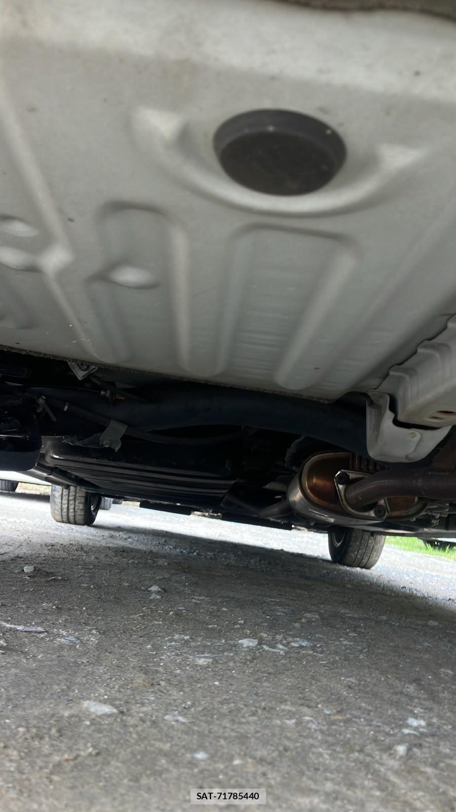 Toyota VOXY 2019-04 7175241-28