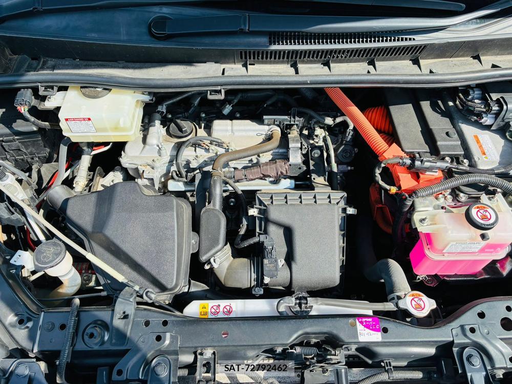 Toyota VOXY 2018-12 7831740-38