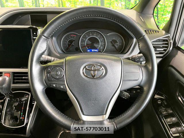 Toyota VOXY 2019-08 7964339-11