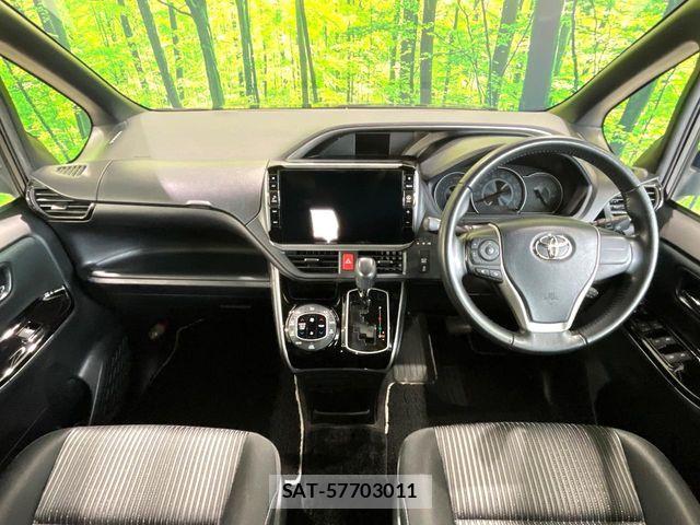 Toyota VOXY 2019-08 7964339-1