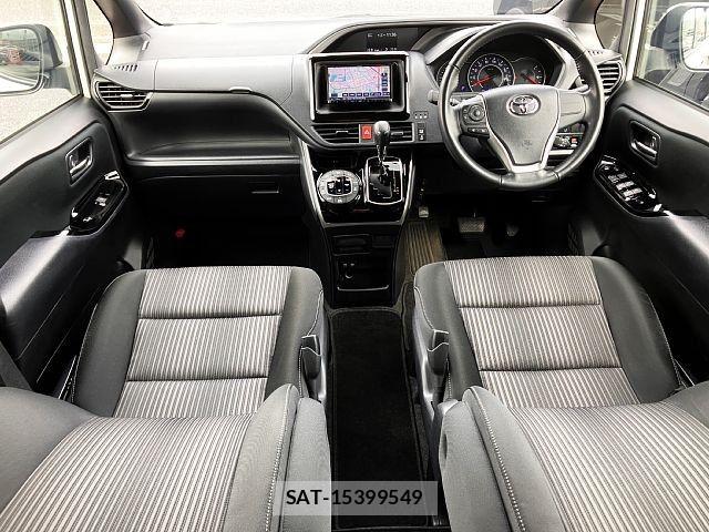 Toyota VOXY 2026-05 7964338-1