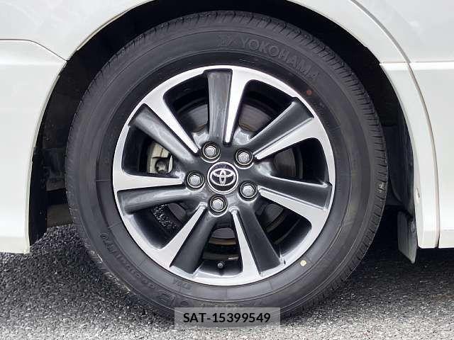 Toyota VOXY 2026-05 7964338-3