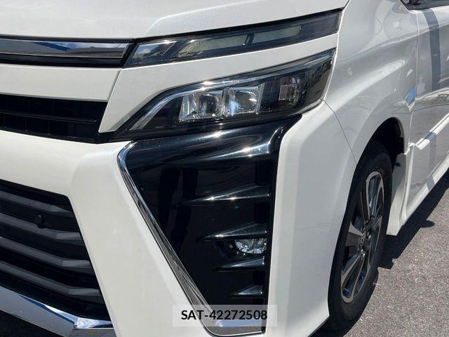 Toyota VOXY 2019-09 7964337-13