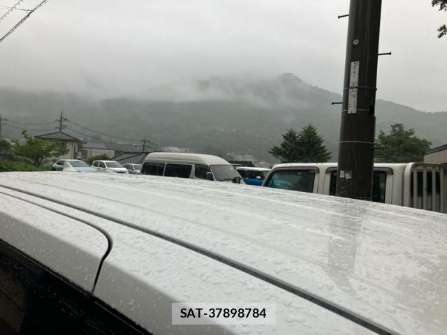 Toyota VOXY 2025-09 7964324-11