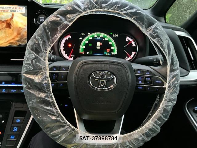 Toyota VOXY 2025-09 7964324-14