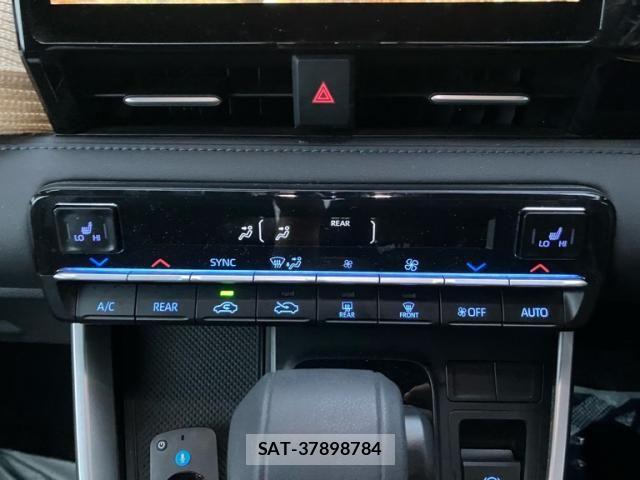 Toyota VOXY 2025-09 7964324-18