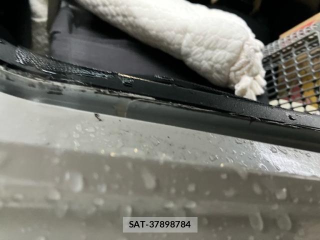 Toyota VOXY 2025-09 7964324-28