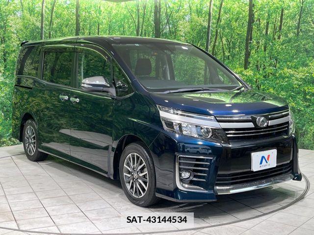 Toyota VOXY 2016-10 7964340-16