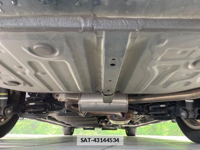 Toyota VOXY 2016-10 7964340-19