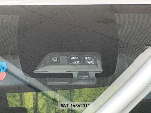Toyota VOXY 2021-07 7964333-2