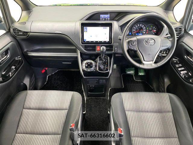 Toyota VOXY 2019-12 7964336-1