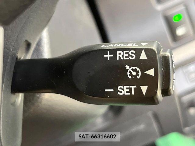 Toyota VOXY 2019-12 7964336-6