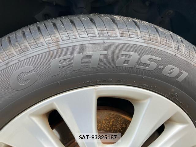 Toyota VOXY 2011-08 7964353-15