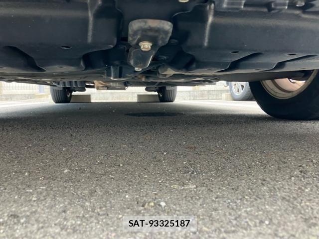 Toyota VOXY 2011-08 7964353-5