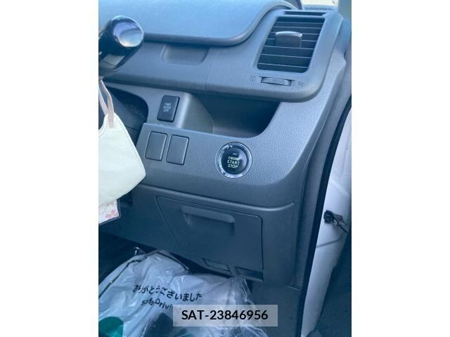 Toyota VOXY 2007-07 7964354-14