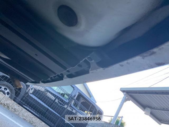 Toyota VOXY 2007-07 7964354-18
