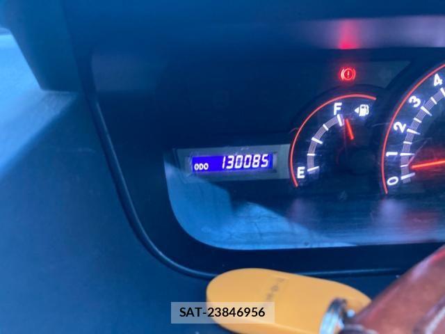 Toyota VOXY 2007-07 7964354-23