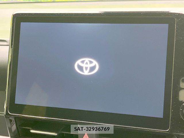 Toyota VOXY 2023-04 7964327-4