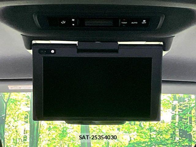 Toyota VOXY 2019-05 7964334-4