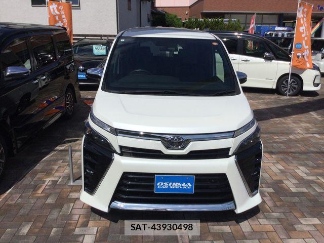 Toyota VOXY 2021-03 7964335-1