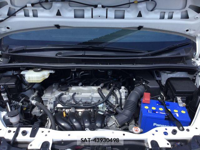 Toyota VOXY 2021-03 7964335-25