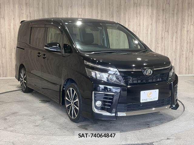Toyota VOXY 2016-09 7964348-16